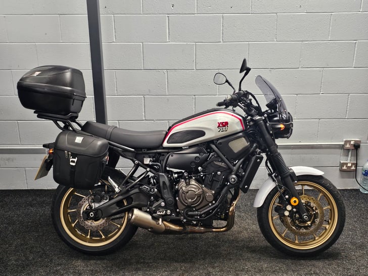 Yamaha XSR700 Xtribute