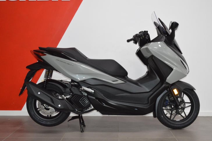 Honda NSS125 FORZA