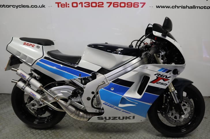 Suzuki RGV250