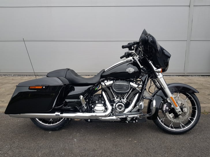 Harley-Davidson TOURING FLHXS STREET GLIDE SPECIAL