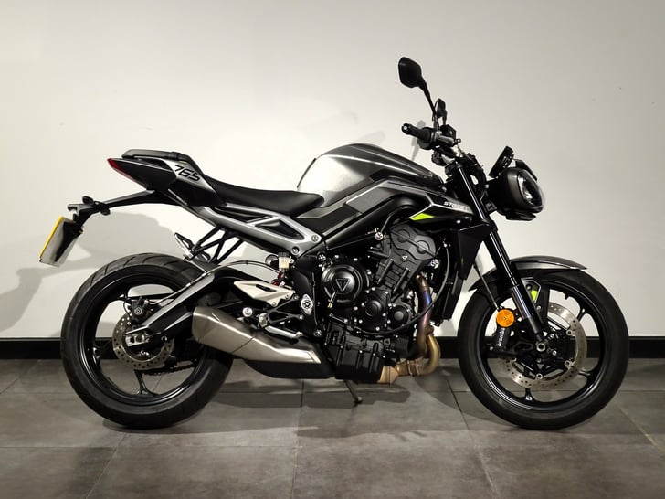 Triumph STREET TRIPLE 765 R