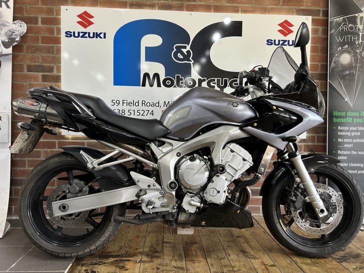 Yamaha FZ6 FAZER