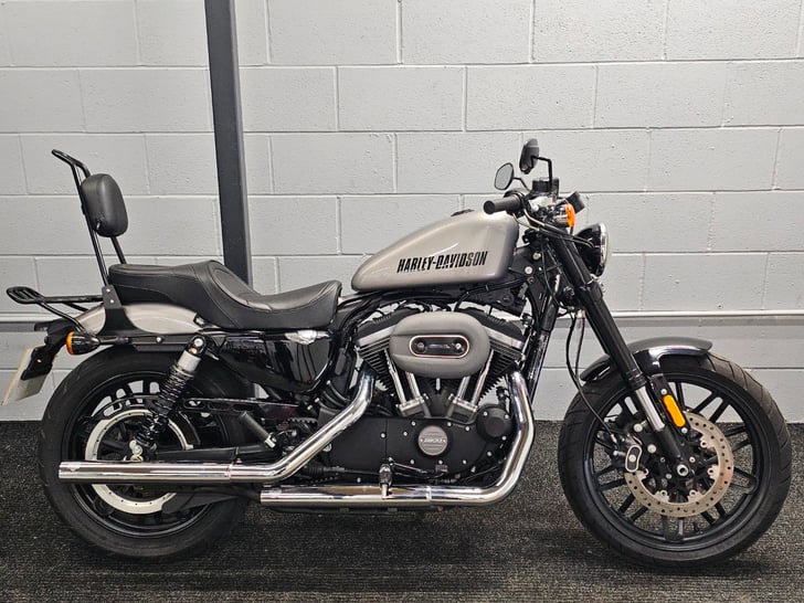 Sportster sales 1200 roadster