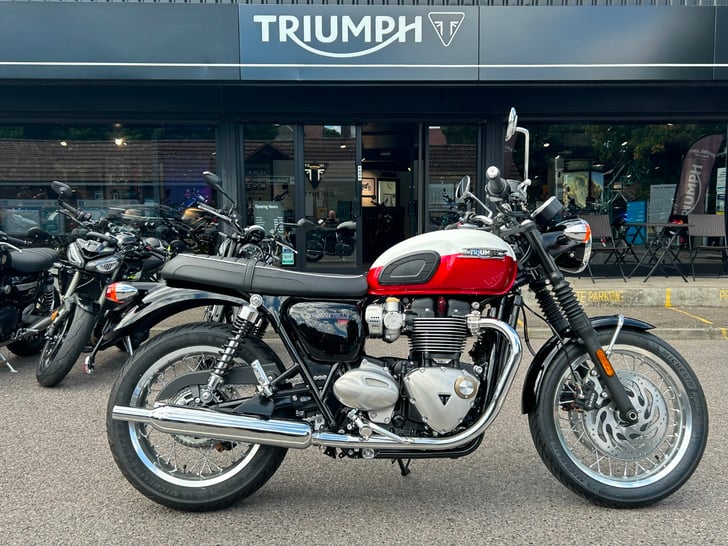 Triumph BONNEVILLE T120