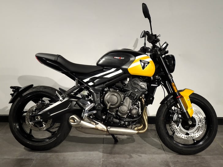 Triumph TRIDENT 660