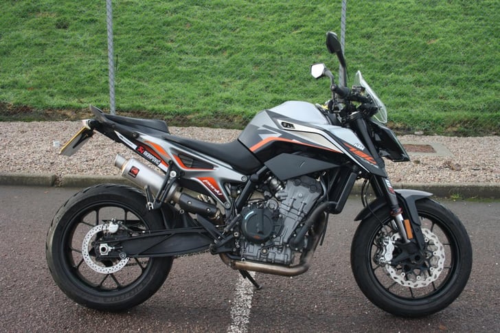 KTM 790 DUKE 19 