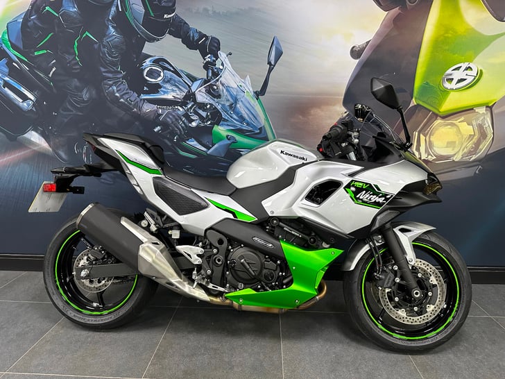Kawasaki Ninja 7 Hybrid