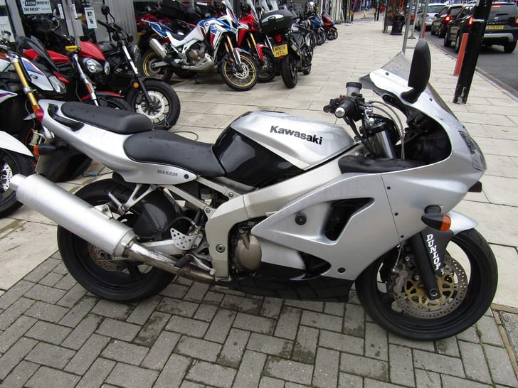 Kawasaki ZX-6R 636 NINJA