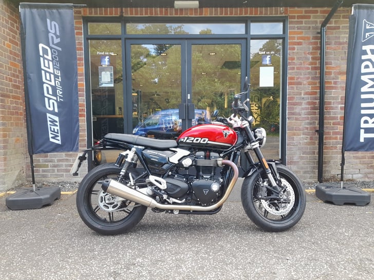 Triumph SPEED TRIPLE 1200 RS