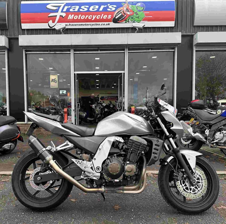 Kawasaki ZR750 