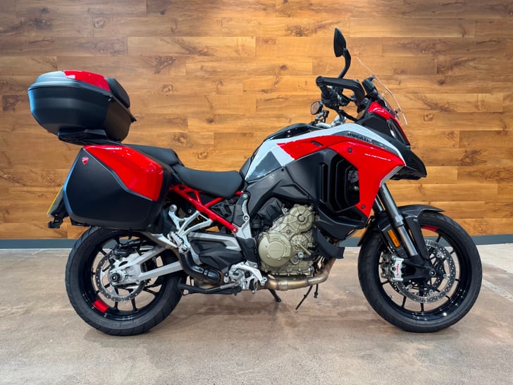 Ducati MULTISTRADA V4 S SPORT