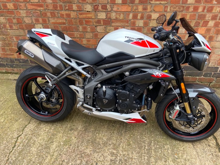 Triumph SPEED TRIPLE 1050 RS