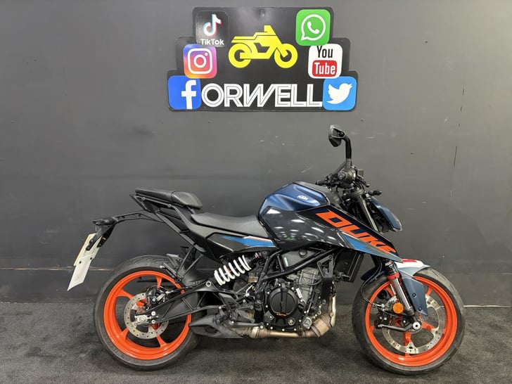 KTM 125 DUKE 24 