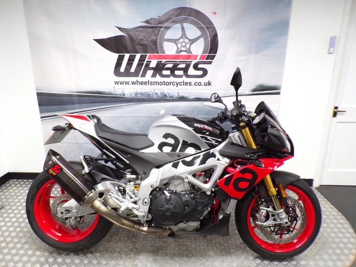 Aprilia TUONO 1100 V4 