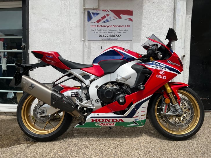 Honda CBR1000RR-R FIREBLADE