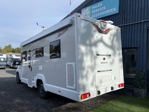 Used Elddis ENCORE 250 ENCORE 250 for sale in Wythall | Image 3