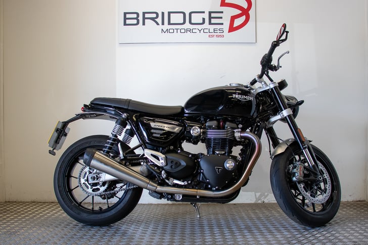 Triumph SPEED TWIN 1200