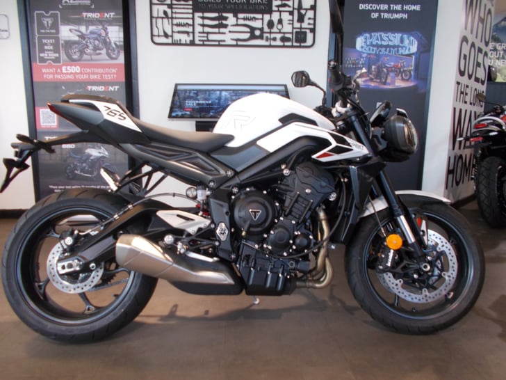 Triumph STREET TRIPLE 765 R