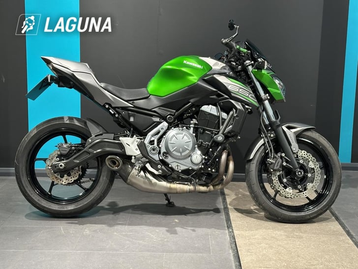 Kawasaki Z650 AKRAPOVIC EXHAUST 