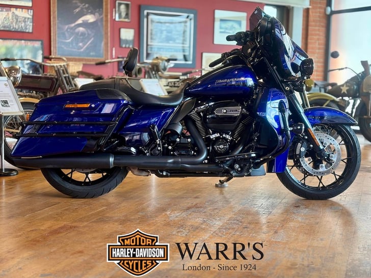 HARLEY-DAVIDSON TOURING FLHXS STREET GLIDE SPECIAL