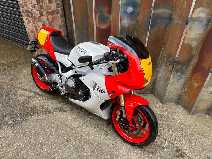 Yamaha XSR900