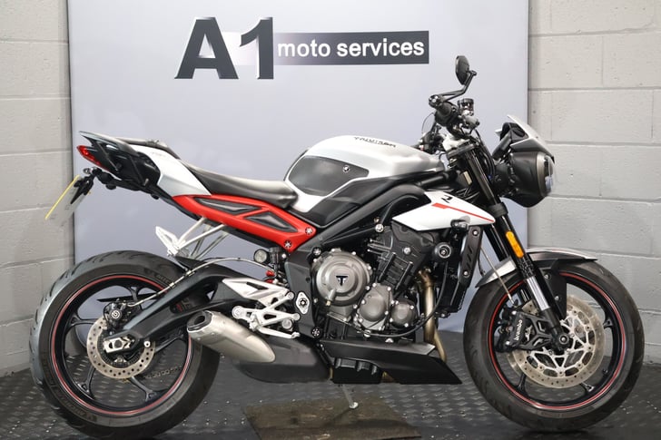 Triumph STREET TRIPLE 765 R