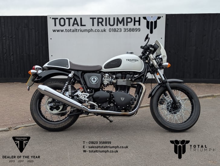 TRIUMPH THRUXTON