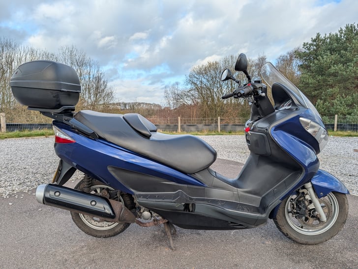 Suzuki BURGMAN 125