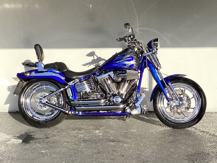 Harley-Davidson CVO FXSTSSE SCREAMIN EAGLE SPRINGER CLASSIC