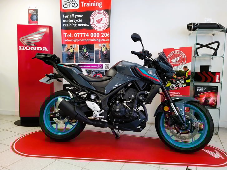 Yamaha MT-03