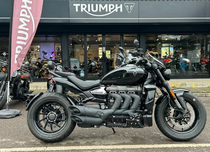 Triumph ROCKET 3 STORM GT