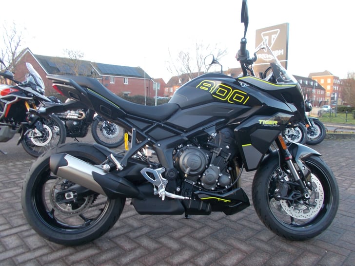 TRIUMPH TIGER SPORT 800