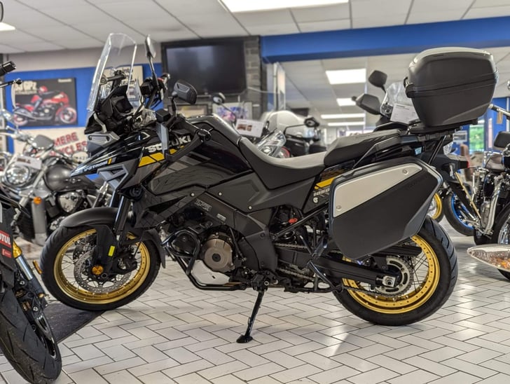 Suzuki V-STROM 1050