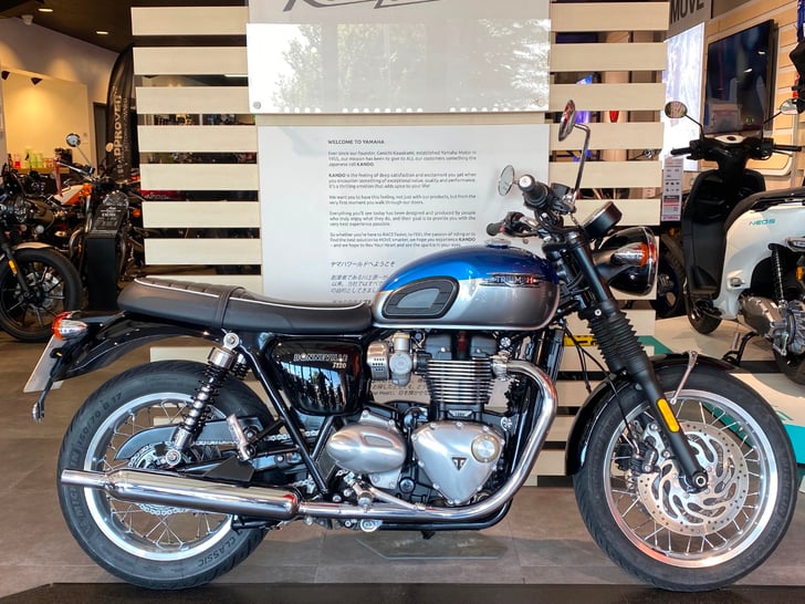 Triumph BONNEVILLE T120