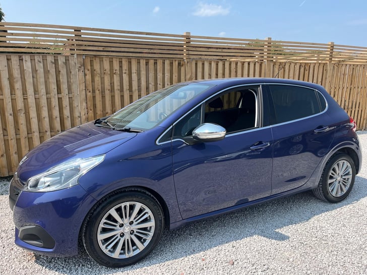 Peugeot 208 for sale in Chesterfield