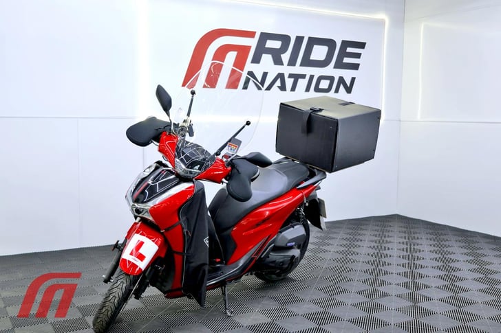 Honda SH 125 AD2-P 