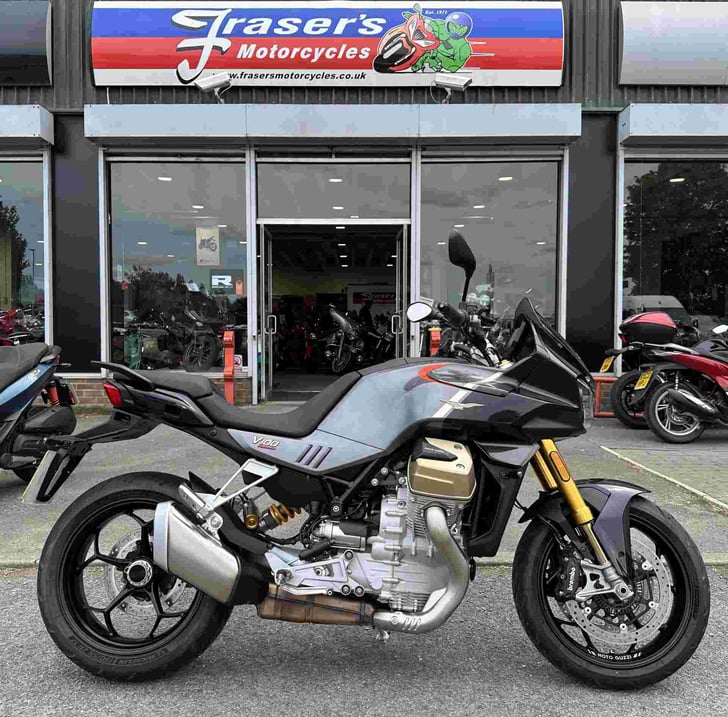 Moto Guzzi V100 Mandello