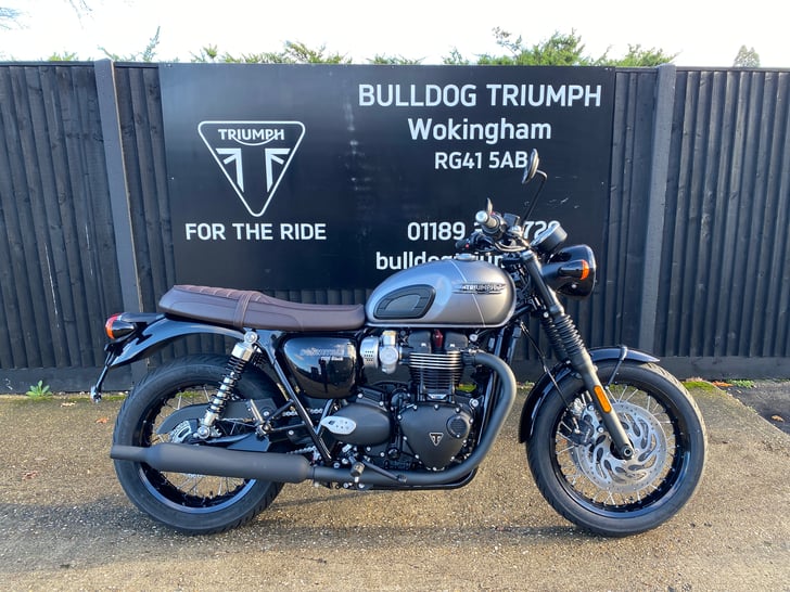 Triumph BONNEVILLE T120 BLACK
