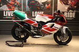 Used Yamaha TZR250 TZR250 250 for sale in Watford | Image 2