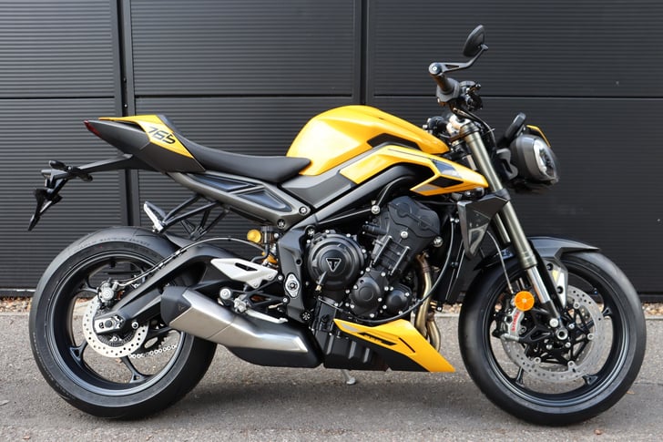 Triumph STREET TRIPLE RS