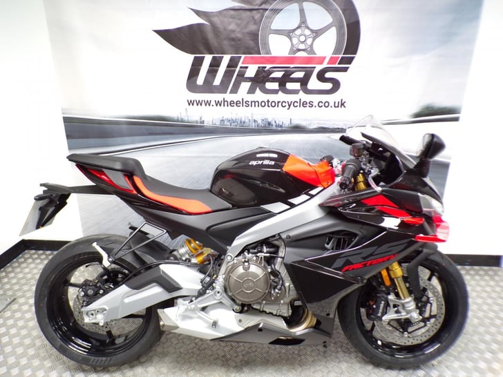 Aprilia RS 660 FACTORY