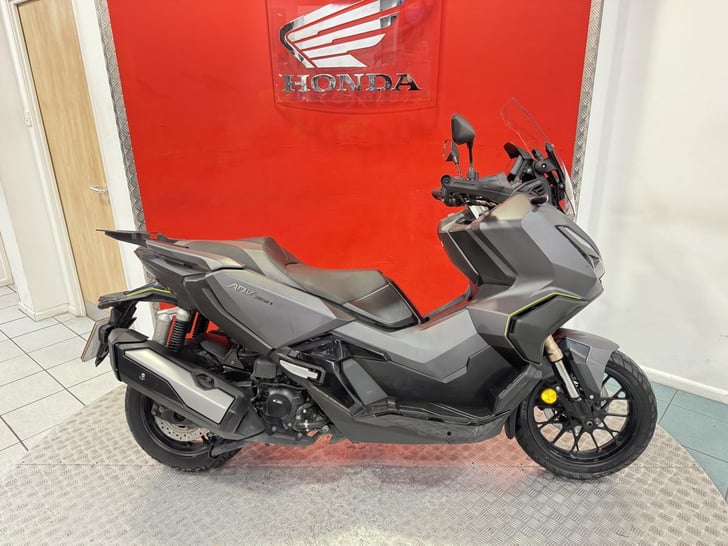 Honda X-ADV 350 