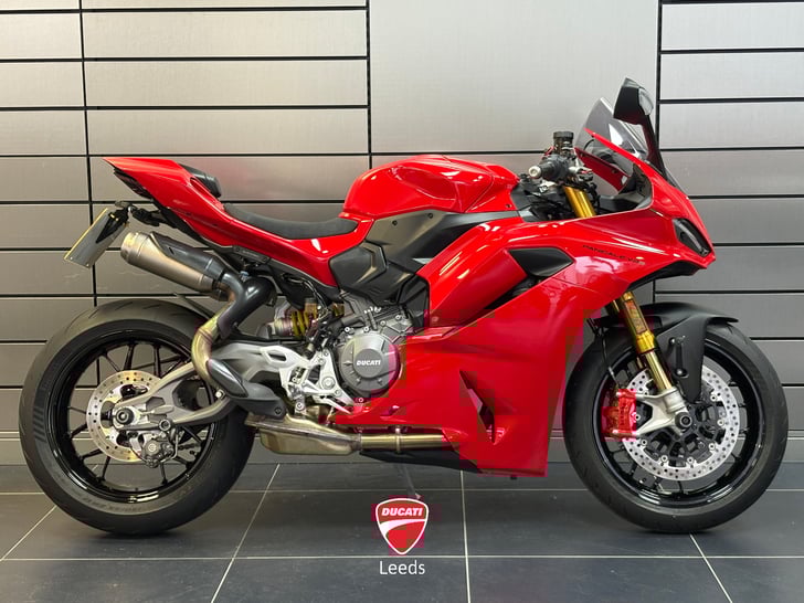Ducati PANIGALE V2 S