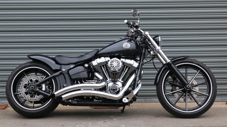 Harley-Davidson BREAKOUT