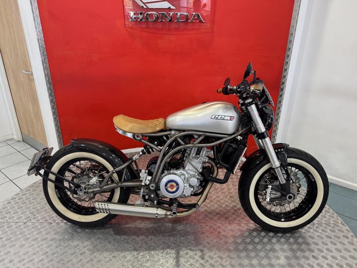 Ccm SPITFIRE BOBBER