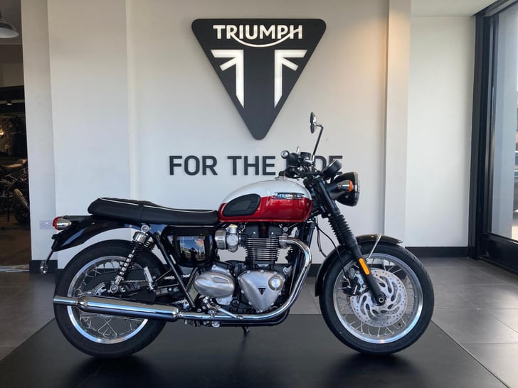 Triumph BONNEVILLE T120