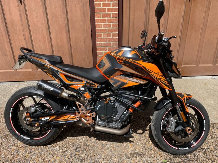 KTM 790 DUKE