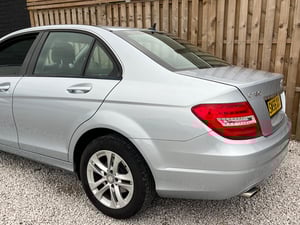Used Mercedes-Benz C CLASS C CLASS 1.6 C180 EXECUTIVE SE G-TRONIC+ EURO 6 (S/S) 4DR for sale in Chesterfield | Image 3