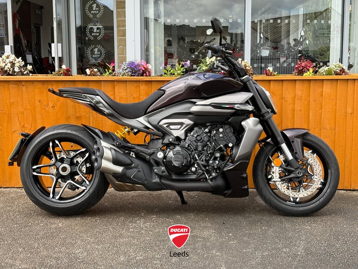 Ducati XDIAVEL V4