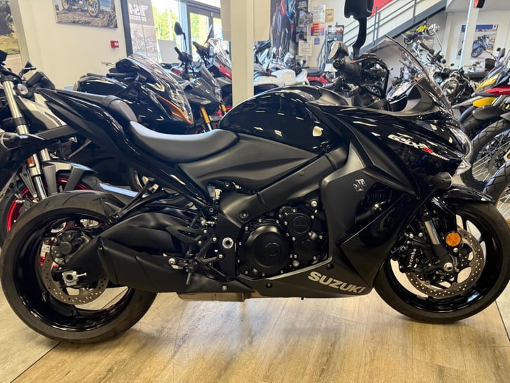 Suzuki GSX-S1000F
